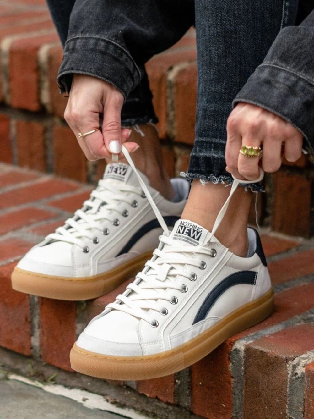NOTHING NEW Saga One Court Sneakers US 9